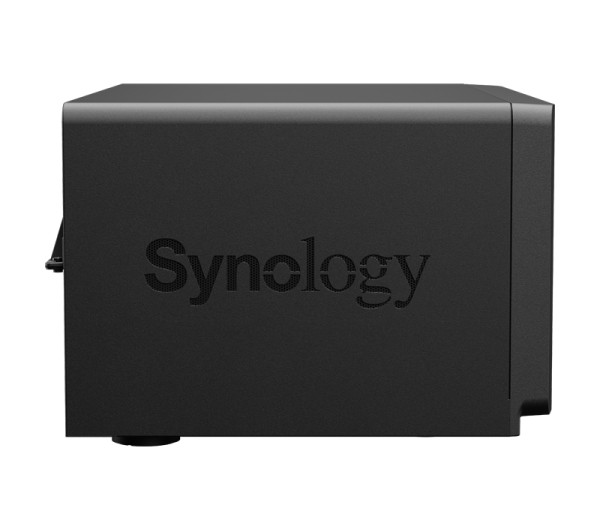 ds1825+-2.jpg