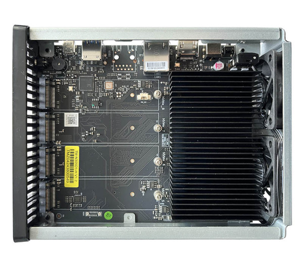 f8ssdplus-7.jpg