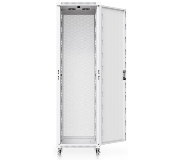 uaccrack42800p-3.jpg