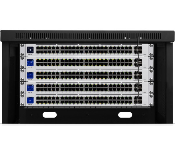 usw-pro-24-poe-3.jpg