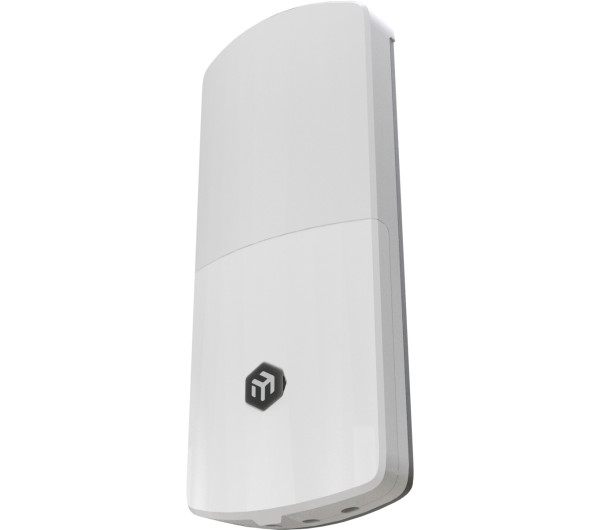 MikroTik FTC21-UPS 2xGbE LAN 1x2.5GbE SFP port IP67 kültéri média konverter 2500mAH tartalék akkumulátorral